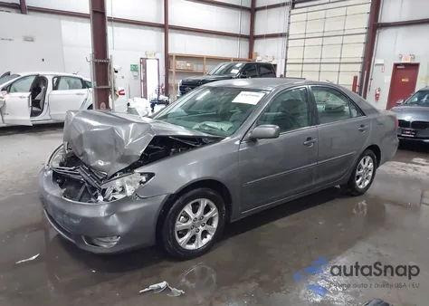 2006 Toyota Camry Xle z USA, uszkodzony, nr VIN 4T1BE32K86U666000